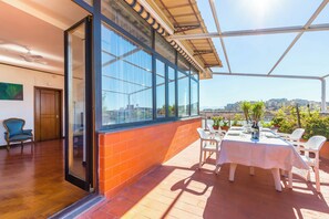 Apartment (2 Bedrooms) | Terrace/patio