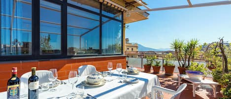 Apartment (2 Bedrooms) | Terrace/patio