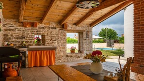 Outdoor dining - Vila Azzura - Buje by Villas Guide (Buje)