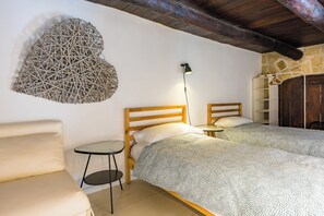 Apartment (2 Bedrooms)