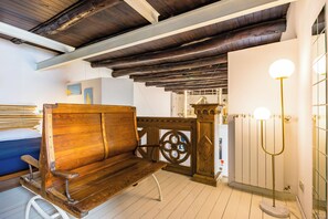 Appartement (2 Bedrooms) | Coin séjour