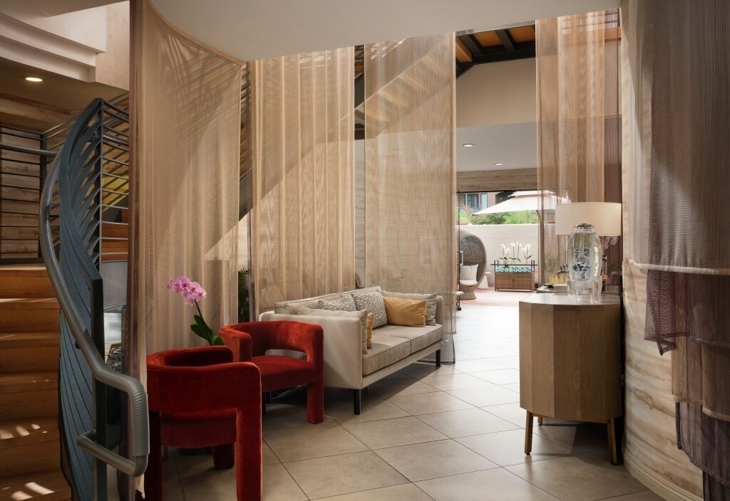 Eco-friendly Comfort: Room With A Balcony & Soaking Tub - Oak Creek Canyon, AZ