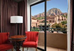 Interior - Elegantly Furnished Room Perfect for a Relaxing Getaway (Sedona)