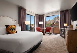 1 bedroom, iron/ironing board, free WiFi, bed sheets - Elegantly Furnished Room Perfect for a Relaxing Getaway (Sedona)