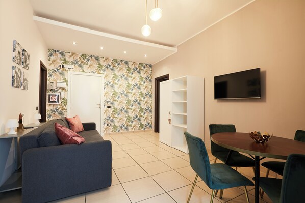Apart Daire (1 Bedroom) | Oturma alanı | Televizyon 