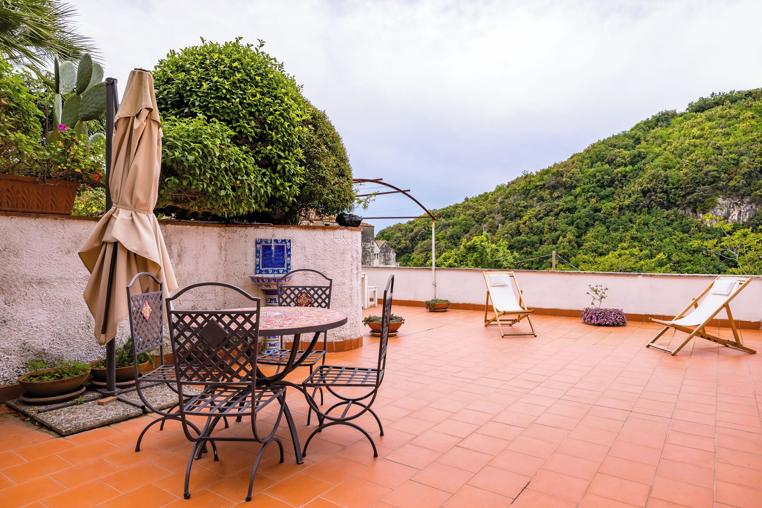 House (2 Bedrooms) | Terrace/patio