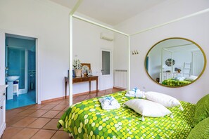 Talo (2 Bedrooms) | 3 makuuhuonetta, vuodevaatteet