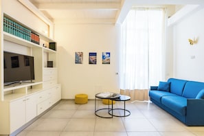 Apartment (2 Bedrooms) | Living area | TV