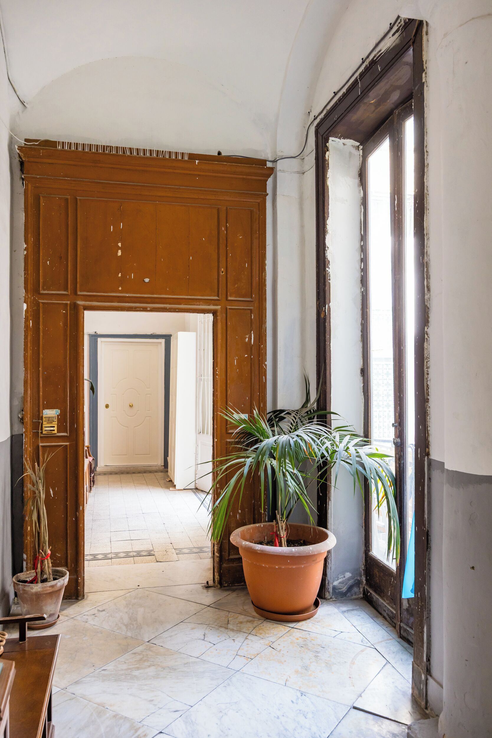 Apartment (2 Bedrooms) | Living area | TV