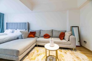 Living area - Wake up to beautiful views of Nairobi (Nairobi)