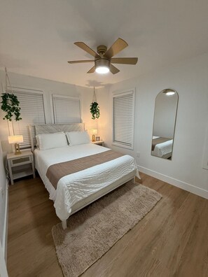 2 bedrooms, iron/ironing board, travel cot, free WiFi