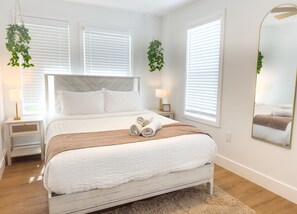 2 室のベッドルーム、アイロン / アイロン台、旅行用ベビーベッド、WiFi (無料)