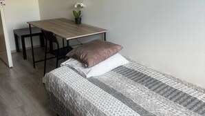Room - Room-peaceful Kajaani Retreat With Free (Kajaani)