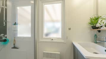 Dusche, Haartrockner