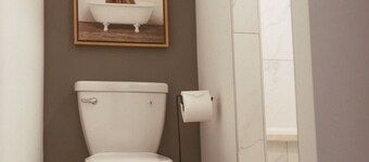 The Barn ~Cozy escape & walking distance to town!