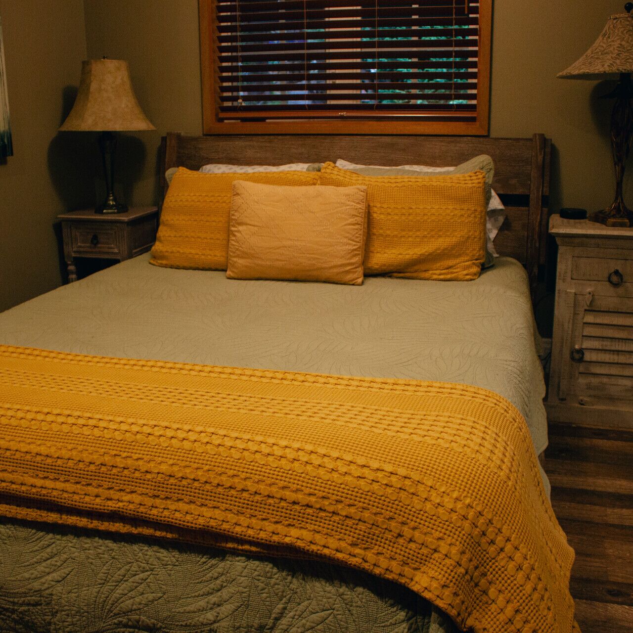 1 bedroom, desk, iron/ironing board, travel cot