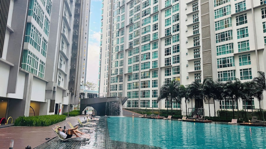 Central Residence - Free Gym Pool
