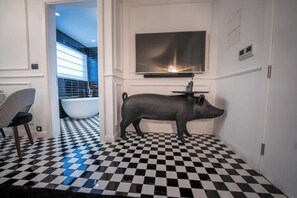 Interior - HOLM Boutique & SPA - Executive Suite, Spa Bath (San Ġiljan)