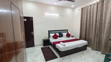 9 camere, ferro/asse da stiro, Wi-Fi, lenzuola