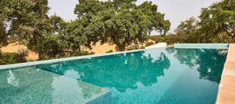 Maison Rurale 'Dehesa El Alcornocal' avec Piscine Privée, Wi-Fi et Climatisation