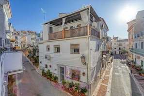 Comfort studio, balkon, uitzicht op stad | Kameruitzicht