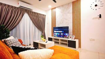 Appart'hôtel, 3 chambres, accessible aux personnes à mobilité réduite, balcon | Salle de séjour