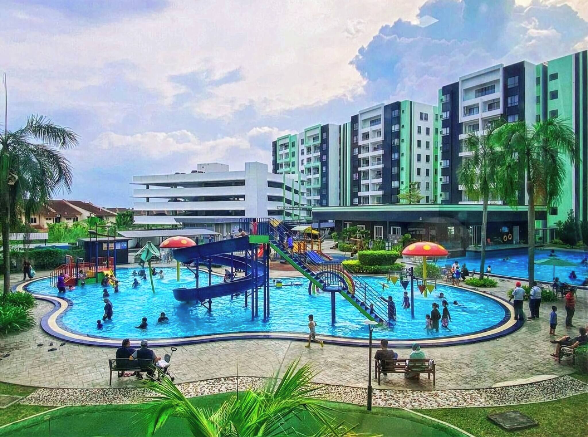 Condo, 3 Bedrooms, Accessible, Balcony | Pool | Outdoor pool