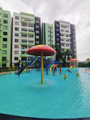 Lägenhet - 3 sovrum - tillgänglighetsanpassat - balkong | Pool | Utomhuspool