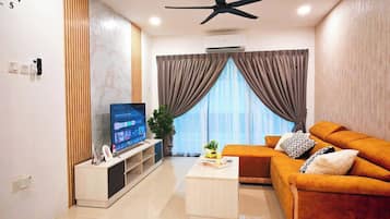 Condo, 3 quartos, acessível, sacada | Sala de estar