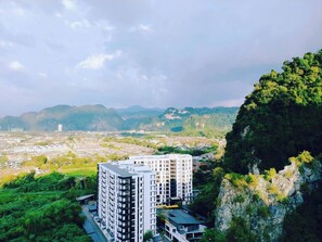 คอนโด, 3 ห้องนอน, ระเบียง, วิวเมือง | บริเวณภายนอก