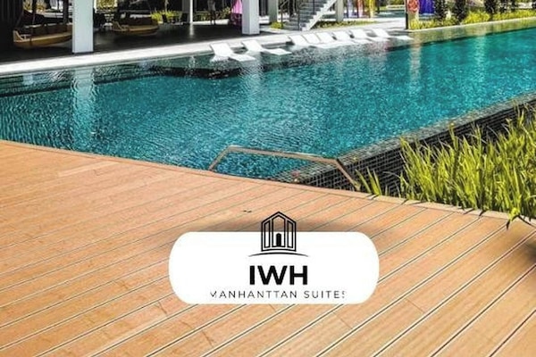 Appartement, 3 slaapkamers, balkon, uitzicht op de stad | Zwembad | Een buitenzwembad