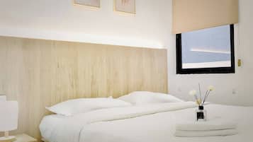 Condo, 3 Bedrooms, Balcony, City View | 3 bedrooms