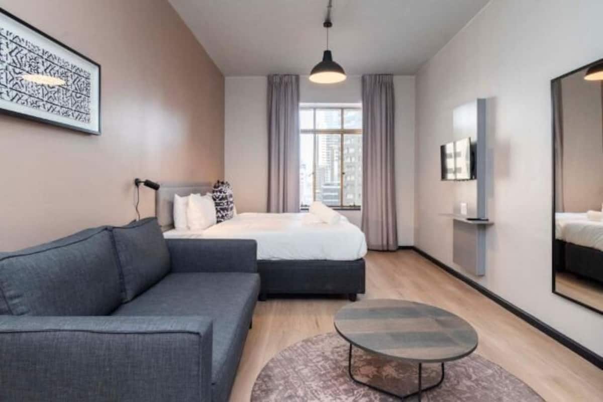 In-room safe, iron/ironing board, free WiFi