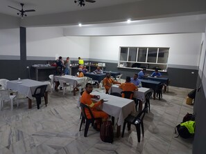 Free daily buffet breakfast - Nômade Hotel (Osvaldo Cruz)