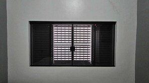 Standard Double Room, 1 Queen Bed, Private Bathroom | Desk, laptop workspace, free WiFi, bed sheets - Nômade Hotel (Osvaldo Cruz)