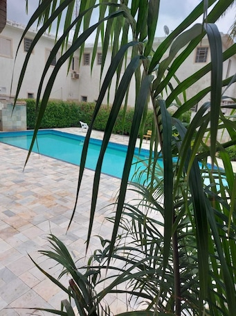 Outdoor pool. Nômade Hotel