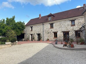Exterior - Le Magnolia (Épieds)