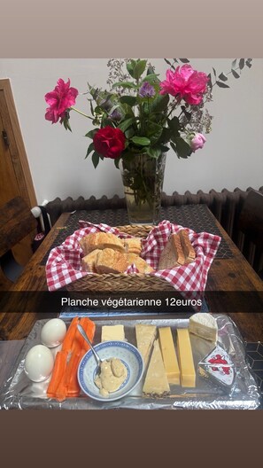 Dining - Le Magnolia (Épieds)
