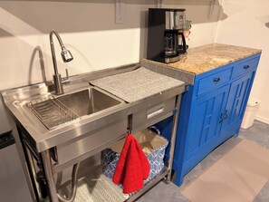 Interior - Charming 1-BRM department close by Sahuarita, surrounded by beautiful nature. (Sahuarita)