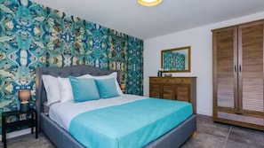 4 chambres, fer et planche à repasser, accès au Wi-Fi (inclus)