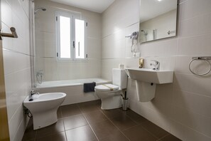 Apartment | Bathroom