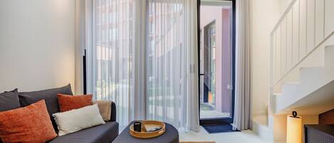 Junior Duplex, 1 Double Bed, Non Smoking | Living area