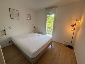 2 bedrooms - Quiet and secure T3 apartment with terrace (Anglet)