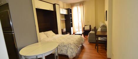 1 غرفة نوم وواي فاي وملاءات أسرّة