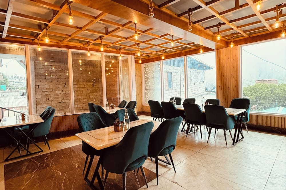 Hotel Yoga Badrinath - Ghangaria