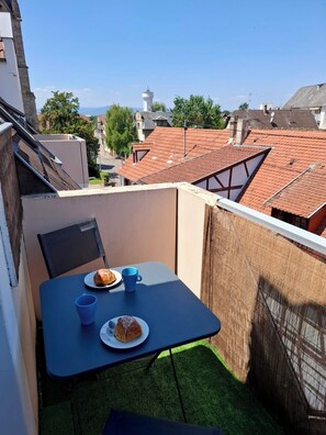 Outdoor dining - Au Nichoir d'Alsace (Erstein)