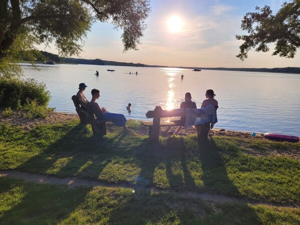 Property grounds - Tipi camp for groups directly on the lake, lake district (Fürstenberg/Havel)