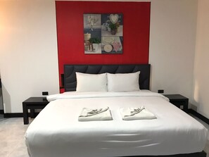 Deluxe Double Room | Desk, free WiFi
