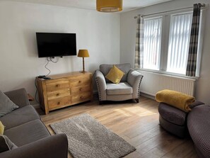 Living area - Costal Cottage -boddam-sleeps6- Pet Friendly (Peterhead)