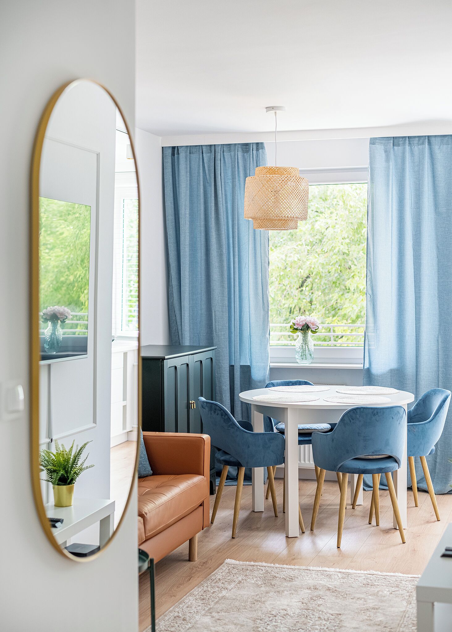 Apartment, Balcony | Living area